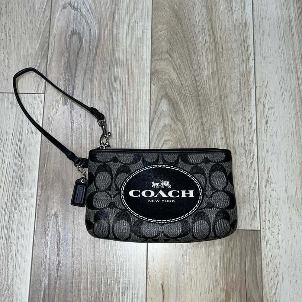 Coach vintage clutch bag